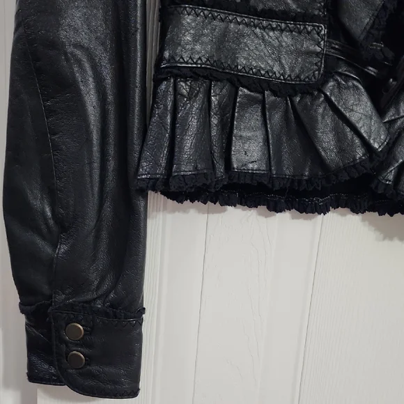 Moda International Black Ruffled Blazer - Picture 2 of 7